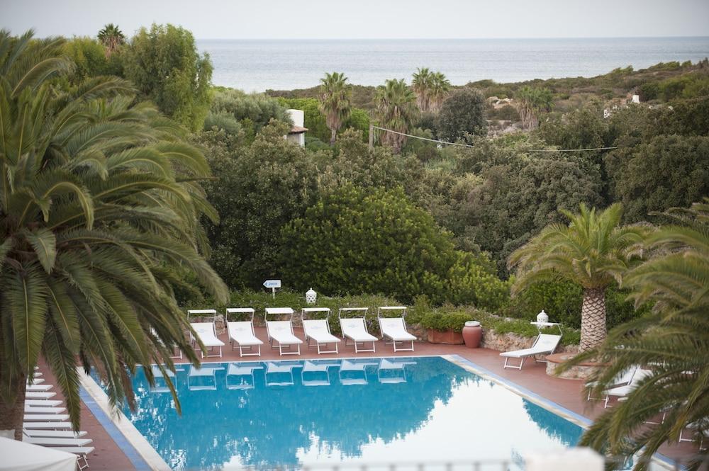 Hôtel Ostuni A Mare Extérieur photo