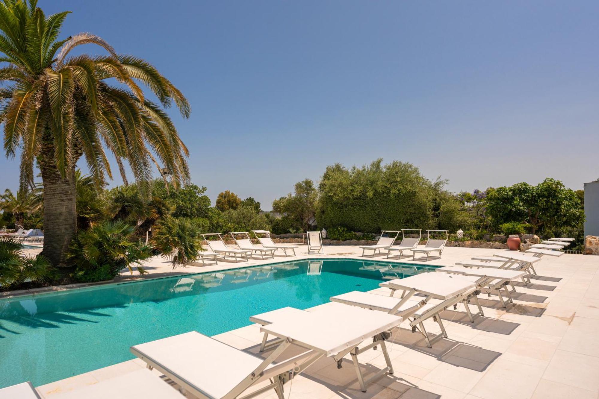 Hôtel Ostuni A Mare Extérieur photo